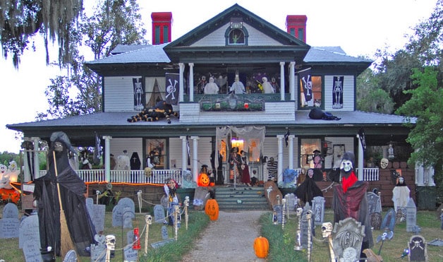 house on halloween